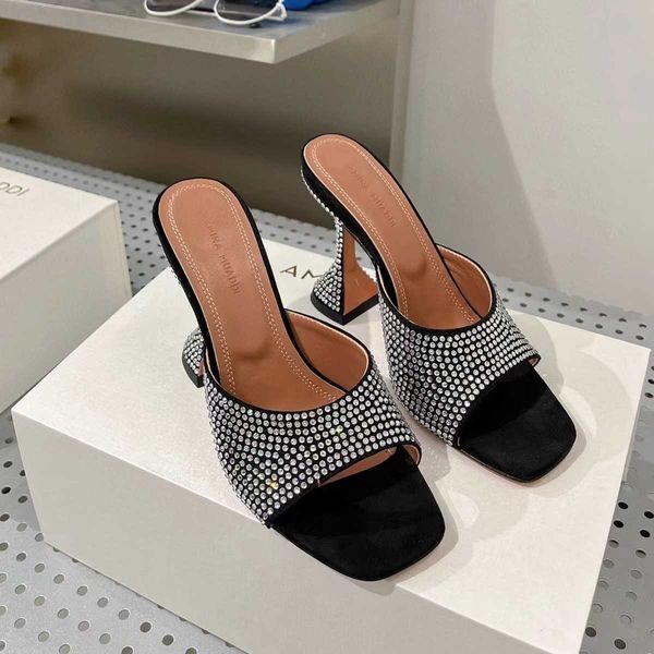 gilda rhinestone-encrustedslopeheel muaddi amina slippers 95mm crystal high heels open toes slip-on slides leather outsole sandals for women, Black
gilda rhinestone-encrustedslopeheel muaddi amina slippers 95mm crystal high heels open toes slip-on slides leather outsole sandals for women, Black