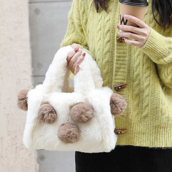 plush faux fur tote bag for women winter fashion hairball women's handbag small hand warm short handle clutch purse sac
plush faux fur tote bag for women winter fashion hairball women's handbag small hand warm short handle clutch purse sac