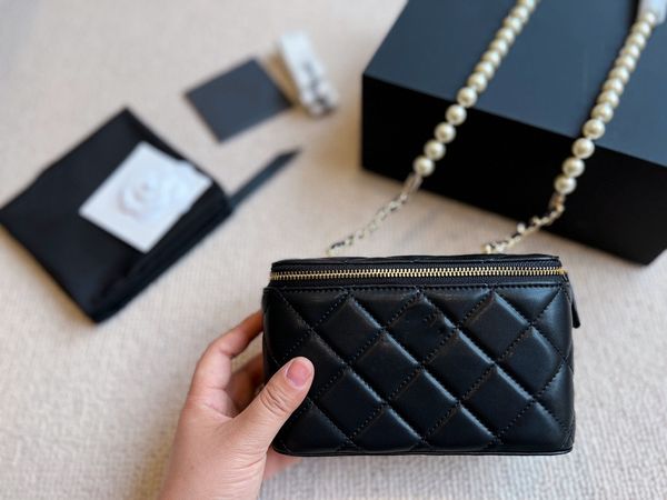 black fashion designer bag luxury women's shoulder bag messenger bag makeup handbag purse pearl chain rhombus pattern
black fashion designer bag luxury women's shoulder bag messenger bag makeup handbag purse pearl chain rhombus pattern