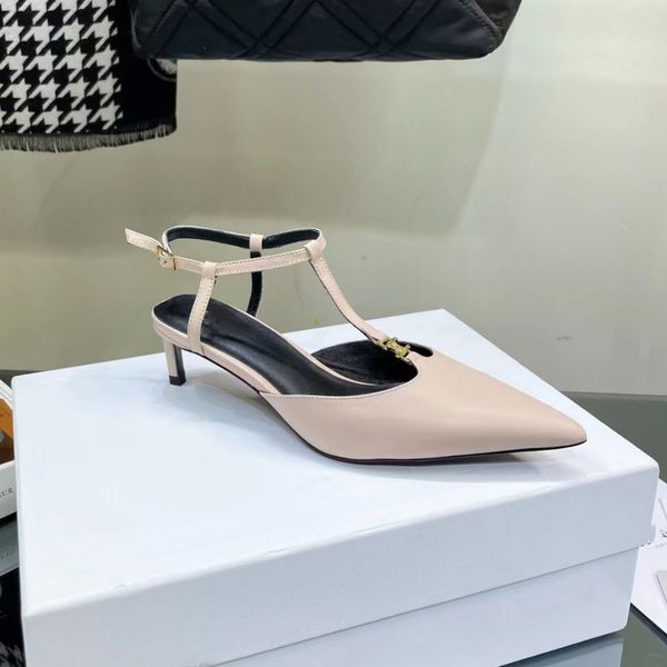 dress shoes stiletto sandals leather snakeskin wrapped toe tip 4.5cm luxury designer spring and summer party shoe our size 35-41 with box, Black
dress shoes stiletto sandals leather snakeskin wrapped toe tip 4.5cm luxury designer spring and summer party shoe our size 35-41 with box, Black