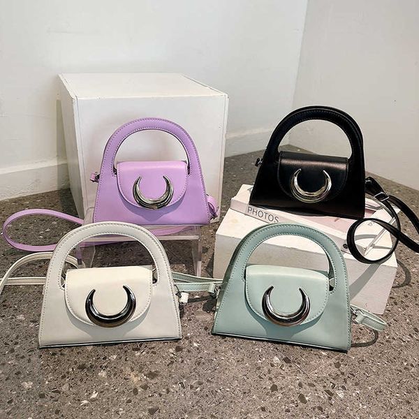 handbag factory wholesale retail fashion texture women's bag 2023 new foreign style portable shoulder frh cross-body small square
handbag factory wholesale retail fashion texture women's bag 2023 new foreign style portable shoulder frh cross-body small square