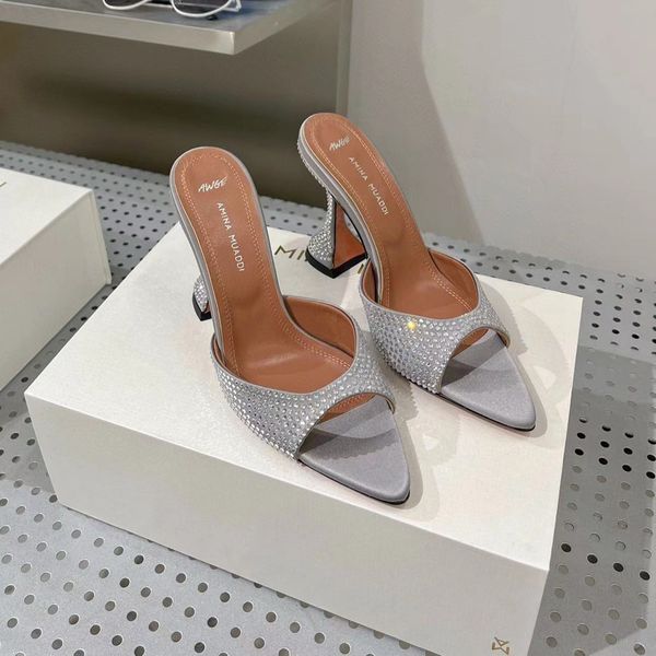 designer amina muaddi sandals slope heel slippers 95mm crystal high heels open toes slip-on slides leather outsole sandal for slides women 5, Black
designer amina muaddi sandals slope heel slippers 95mm crystal high heels open toes slip-on slides leather outsole sandal for slides women 5, Black