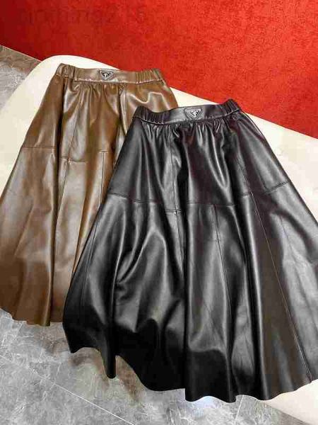 skirts designer 22 autumn and winter new fashion triangle shows thin large hemline versatile leather skirt jrna, Black
skirts designer 22 autumn and winter new fashion triangle shows thin large hemline versatile leather skirt jrna, Black