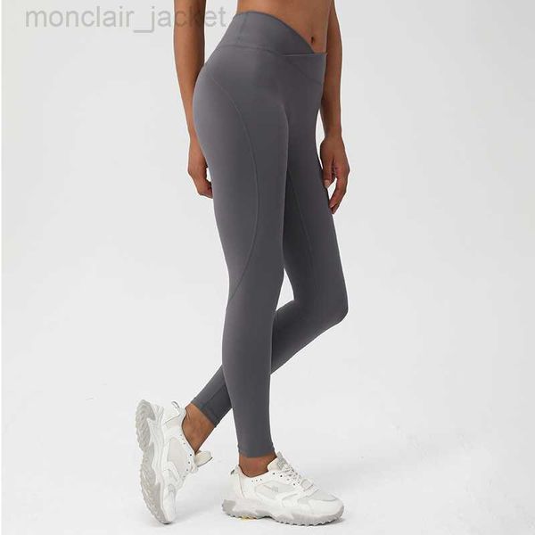 desginer al yoga legging tight-fitting peach hip fitness pants without t line women's cross sports pants high waist hip lifting pants, Black
desginer al yoga legging tight-fitting peach hip fitness pants without t line women's cross sports pants high waist hip lifting pants, Black