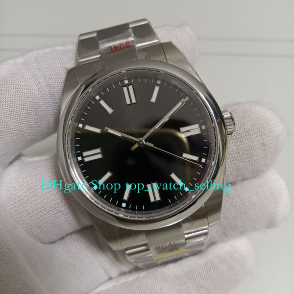 4 style 904l steel luminous watches for men's automatic sapphire glass 41mm black dial stainless steel bracelet v12 mechanical cal.3230, Slivery;black
4 style 904l steel luminous watches for men's automatic sapphire glass 41mm black dial stainless steel bracelet v12 mechanical cal.3230, Slivery;black