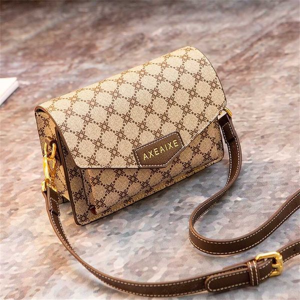 designer handbag store 70% off fashion small square advanced sense of westernized one-shoulder cross-body women's bag trend
designer handbag store 70% off fashion small square advanced sense of westernized one-shoulder cross-body women's bag trend