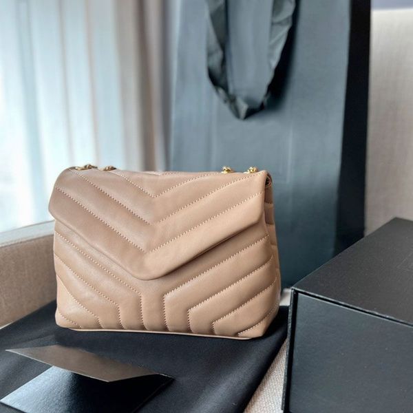 genuine leather women designer bags small purse shoulder the tote handbags crossbody flap waist bag lady fashion beige letters purse chain w
genuine leather women designer bags small purse shoulder the tote handbags crossbody flap waist bag lady fashion beige letters purse chain w