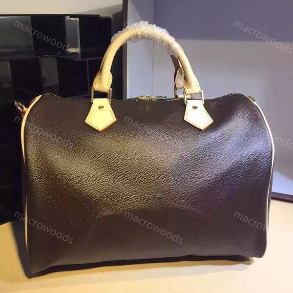 luxury duffel bags totes leather designer sport outdoor packs shoulder bag men luggage gentleman commerce travel bags large capacity holdall
luxury duffel bags totes leather designer sport outdoor packs shoulder bag men luggage gentleman commerce travel bags large capacity holdall