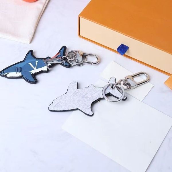 fashion shark pendant luxury key buckle car keychain handmade leather keychains men women bag accessories, Black
fashion shark pendant luxury key buckle car keychain handmade leather keychains men women bag accessories, Black