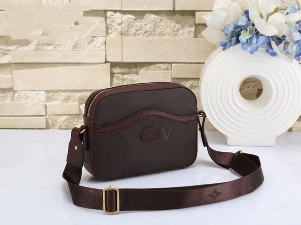 women luxurys designers bags handbag women handbags lady satchel men messenger fashion shoulder bag luxury crossbody tote wallet
women luxurys designers bags handbag women handbags lady satchel men messenger fashion shoulder bag luxury crossbody tote wallet