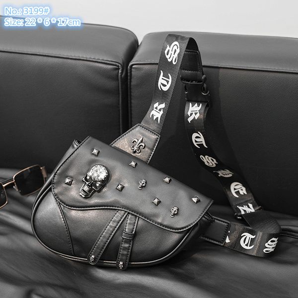 Factory wholesale men shoulder bags street joker black flip fashion handbag simple atmosphere solid color leather cycling bag cool personality rivet backpack, Black-3199#
Factory wholesale men shoulder bags street joker black flip fashion handbag simple atmosphere solid color leather cycling bag cool personality rivet backpack, Black-3199#