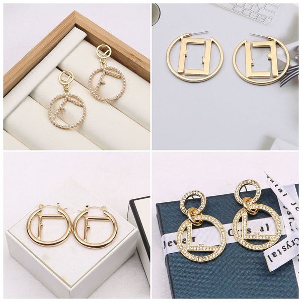 fashion women ear stud earring designers 18k gold plated earrings double letters geometry brand imitation pearl wedding party jewerlry acces, Golden;silver
fashion women ear stud earring designers 18k gold plated earrings double letters geometry brand imitation pearl wedding party jewerlry acces, Golden;silver