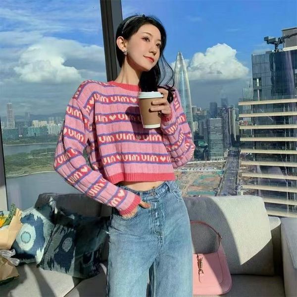 women s sweaters in pink purple short knit sweater autumn winter letter brand loose long sleeved knitted cropped sweate 230213, White;black
women s sweaters in pink purple short knit sweater autumn winter letter brand loose long sleeved knitted cropped sweate 230213, White;black