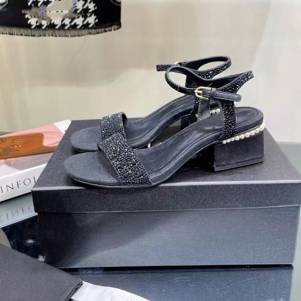 sandals rhinestone leather high-heeled square shoes classic designer 5cm horseshoe heel summer open-toe black women's shoes ankle strap
sandals rhinestone leather high-heeled square shoes classic designer 5cm horseshoe heel summer open-toe black women's shoes ankle strap