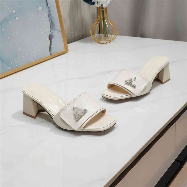 fashion sandals luxury design 2023 louiseity women high heel leather letter logo wedding party casual slippers viutonity 04-020, Black
fashion sandals luxury design 2023 louiseity women high heel leather letter logo wedding party casual slippers viutonity 04-020, Black