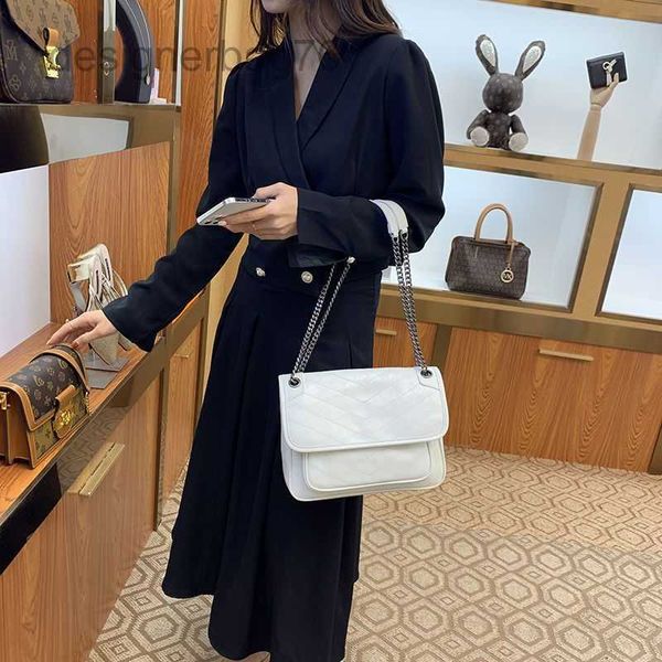 chain hands brand outlet handbag fashion paris designer tassel shoulder bag siant lourent manhattan niki women's trendy leather retro v
chain hands brand outlet handbag fashion paris designer tassel shoulder bag siant lourent manhattan niki women's trendy leather retro v