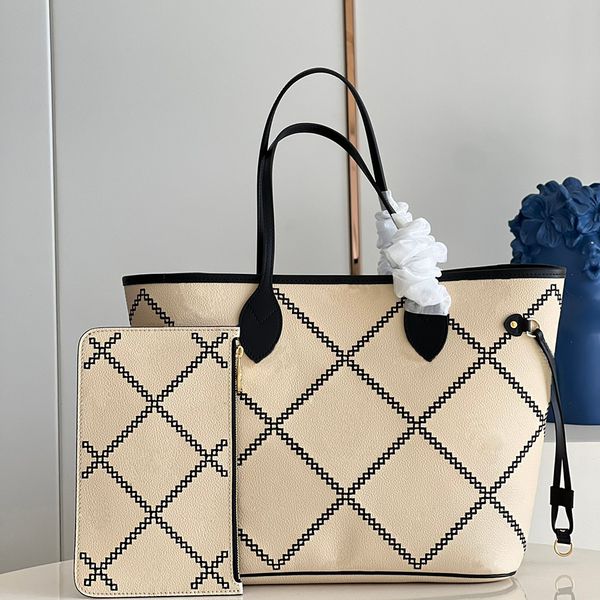 totes delicate knockoff designer tote bag 31cm genuine leather handbag m46039 with box yl015
totes delicate knockoff designer tote bag 31cm genuine leather handbag m46039 with box yl015