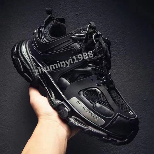 2023 luxury brand designer men women casual shoes track 3 3.0 triple white black sneakers tess.s. gomma leather trainer nylon printed platfo, White;red
2023 luxury brand designer men women casual shoes track 3 3.0 triple white black sneakers tess.s. gomma leather trainer nylon printed platfo, White;red