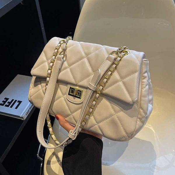 handbag factory wholesale retail this year's popular small bag 2023 autumn and winter new women's rhombus chain msenger single sho
handbag factory wholesale retail this year's popular small bag 2023 autumn and winter new women's rhombus chain msenger single sho