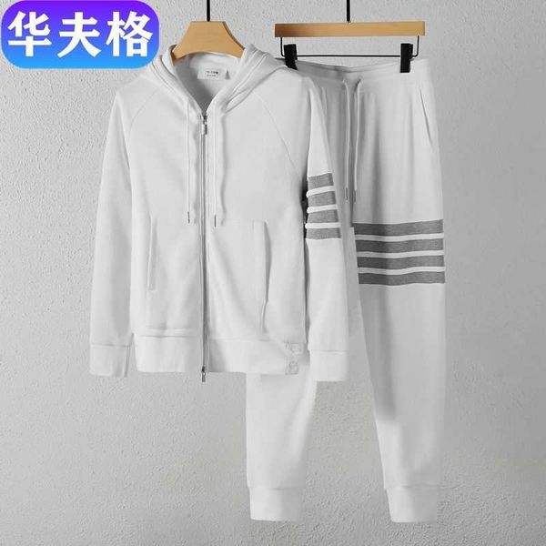 men's hoody tomh brown hoodie designer waffle suit four-bar sweater zipper coat women lovers sweatshirt round neck fashion brand luxury, Black
men's hoody tomh brown hoodie designer waffle suit four-bar sweater zipper coat women lovers sweatshirt round neck fashion brand luxury, Black