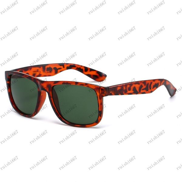 luxury designer sunglass men women sunglasses classic brand eyewear adumbral goggle uv400 protection sun glasses frame box, White;black
luxury designer sunglass men women sunglasses classic brand eyewear adumbral goggle uv400 protection sun glasses frame box, White;black