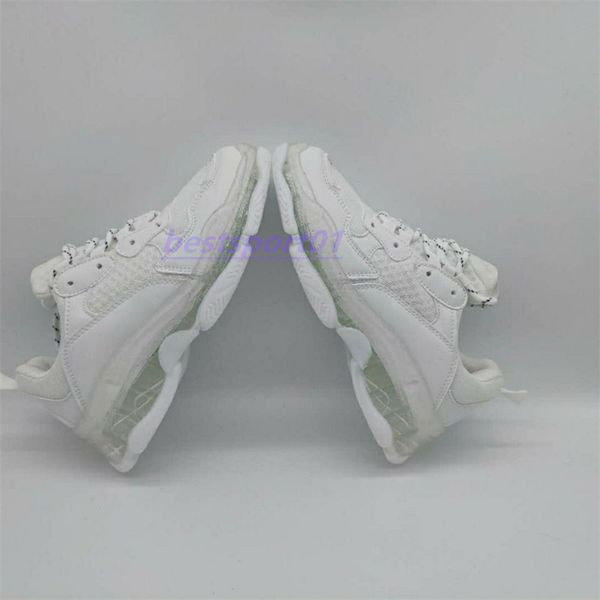17fw pairs clear sole triple s sneakers men women casual shoes fashion crystal bottom sneaker designer trainers old dad shoe white black gre
17fw pairs clear sole triple s sneakers men women casual shoes fashion crystal bottom sneaker designer trainers old dad shoe white black gre