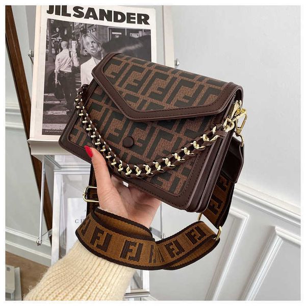 handbag factory wholesale retail bag women's 2023 new simple and fashionable letter printing single shoulder diagonal texture foreign s
handbag factory wholesale retail bag women's 2023 new simple and fashionable letter printing single shoulder diagonal texture foreign s