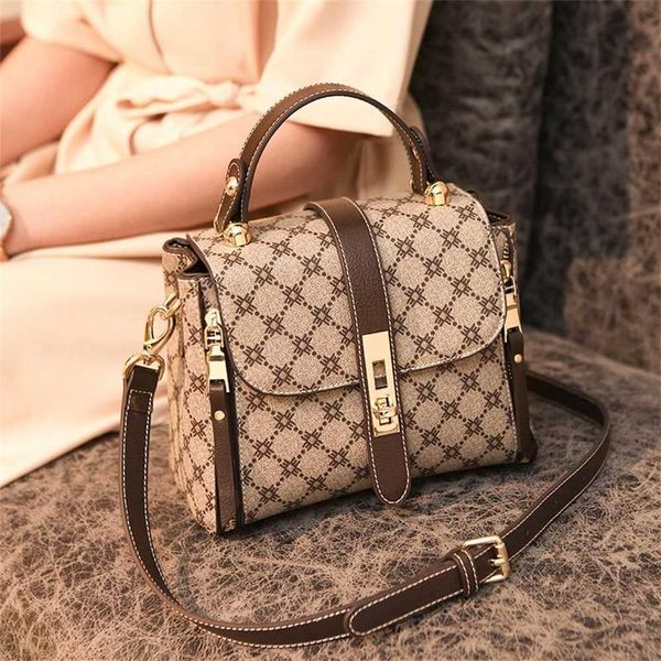 designer handbag store 70% off bag style messenger bucket versatile hand women's bag trend
designer handbag store 70% off bag style messenger bucket versatile hand women's bag trend