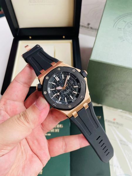 v2 version mens watch womens watch 42mm cal3120 fully automatic mechanical movement sapphire mirror rubber strap waterproof luminous c1, Slivery;golden
v2 version mens watch womens watch 42mm cal3120 fully automatic mechanical movement sapphire mirror rubber strap waterproof luminous c1, Slivery;golden