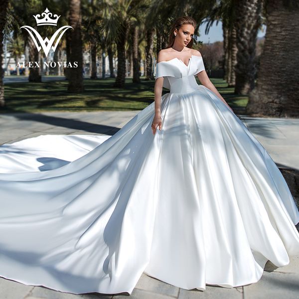 party dresses alex novias ball gown satin wedding 2023 vintage off shoulder boat neck cathedral train vestidos de novia 230213, White;black
party dresses alex novias ball gown satin wedding 2023 vintage off shoulder boat neck cathedral train vestidos de novia 230213, White;black