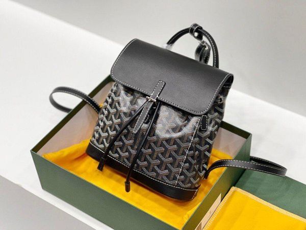 luxurys designers school bag wallets card holder alpin cross body tote cards gy coins mens genuine leather shoulder bags mini backpack style
luxurys designers school bag wallets card holder alpin cross body tote cards gy coins mens genuine leather shoulder bags mini backpack style