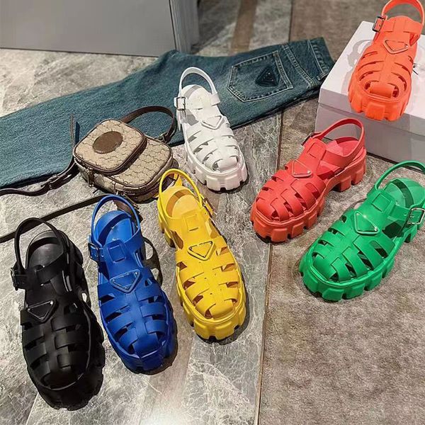 designer roman slippers hole-hole sandals metal buckle rubber tight toe women summer spring style beach casual slippers non-slip bathroom si, Black
designer roman slippers hole-hole sandals metal buckle rubber tight toe women summer spring style beach casual slippers non-slip bathroom si, Black
