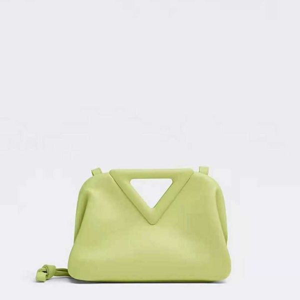 bottegas bags bv2021 new women's small point triangle bag one shoulder oblique span bag sheepskin leather bag xa2g
bottegas bags bv2021 new women's small point triangle bag one shoulder oblique span bag sheepskin leather bag xa2g