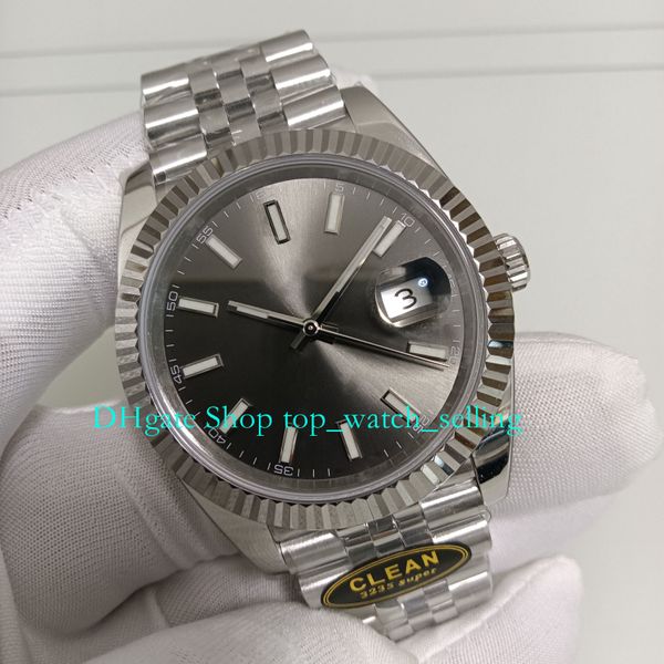 6 color automatic watch for men's 41mm 904l steel grey dial sapphire glass bracelet folding clasp green black cal.3235 movement mechani, Slivery;black
6 color automatic watch for men's 41mm 904l steel grey dial sapphire glass bracelet folding clasp green black cal.3235 movement mechani, Slivery;black