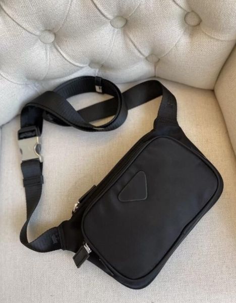5a quality classic designer nylon waist bags waistpacks men women sport outdoor fanny packs chest bag ladies belt strap handbags clutch purs
5a quality classic designer nylon waist bags waistpacks men women sport outdoor fanny packs chest bag ladies belt strap handbags clutch purs