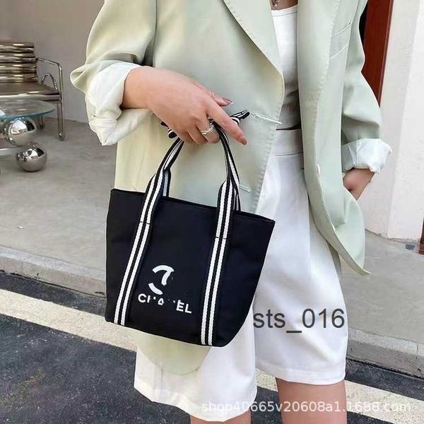 women's one-shoulder bags 2023 new fashion trend portable simple and versatile bow high beauty t2302141
women's one-shoulder bags 2023 new fashion trend portable simple and versatile bow high beauty t2302141