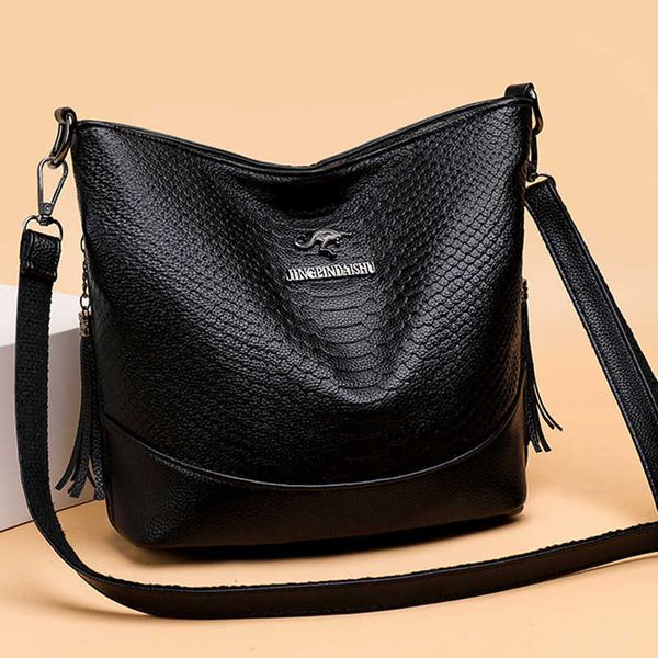 totes serpentine leather shoulder bags for women 2020 small bucket crossbody bag luxury handbags women bags designer sac 0214v23
totes serpentine leather shoulder bags for women 2020 small bucket crossbody bag luxury handbags women bags designer sac 0214v23