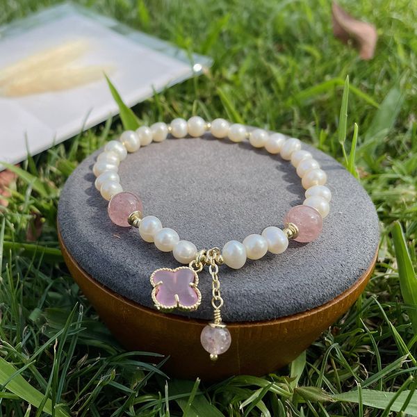 natural freshwater pearl strings clover charm bracelet for women, Golden;silver
natural freshwater pearl strings clover charm bracelet for women, Golden;silver