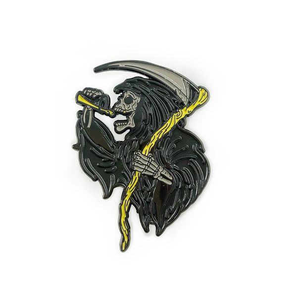 sickle reaper brooch halloween metal badge creative school bag decoration collar accessory pin, Gray
sickle reaper brooch halloween metal badge creative school bag decoration collar accessory pin, Gray