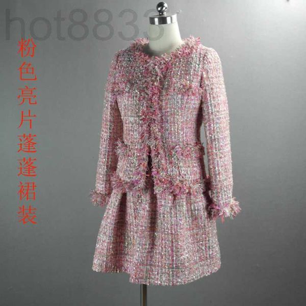 two piece dress designer autumn new women's small fragrance suit puffy skirt lady pink sequin k0ca, White
two piece dress designer autumn new women's small fragrance suit puffy skirt lady pink sequin k0ca, White