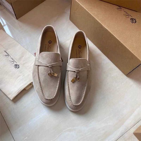 italy designer loropiana shoes couple's leather lp loafer shoes with soft soles british style lazy casual men's and women's s, Black;white
italy designer loropiana shoes couple's leather lp loafer shoes with soft soles british style lazy casual men's and women's s, Black;white