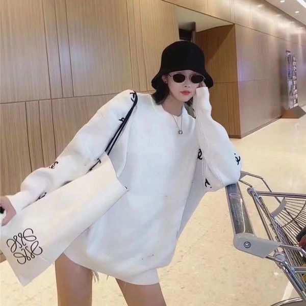 2023new women's sweater & shirts designer women fashion and high-quality brand classic summer new plaid sweatshirt, plus size casual lo, Black
2023new women's sweater & shirts designer women fashion and high-quality brand classic summer new plaid sweatshirt, plus size casual lo, Black
