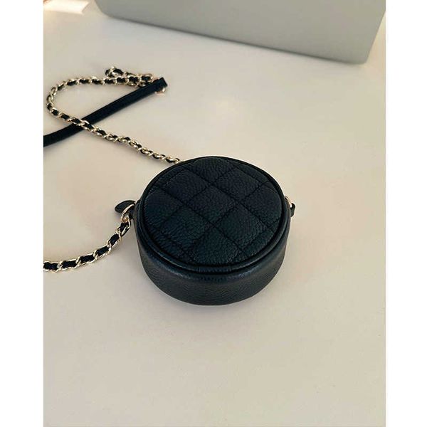 simple black cowhide small round bag 2023 new soft leather women's design sense messenger
simple black cowhide small round bag 2023 new soft leather women's design sense messenger
