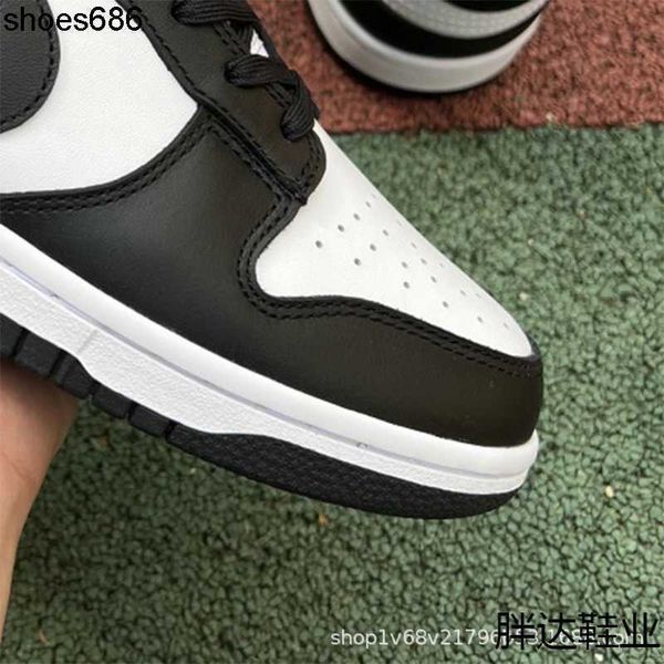 dunks black and white panda pure original shoes high version men's and women's sports shoes navy ice and snow shoes
dunks black and white panda pure original shoes high version men's and women's sports shoes navy ice and snow shoes