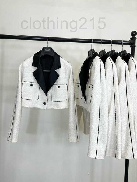 women's jackets designer 2022 high-end woolen fabric short high thin and small acetate satin suit collar jacket sxd0, Black;brown
women's jackets designer 2022 high-end woolen fabric short high thin and small acetate satin suit collar jacket sxd0, Black;brown