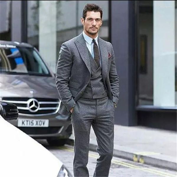 men's suits arrival grey men tuxedos masculino 3pieces(jacket pants vest tie) custom made man wedding blazer work daily wear, White;black
men's suits arrival grey men tuxedos masculino 3pieces(jacket pants vest tie) custom made man wedding blazer work daily wear, White;black