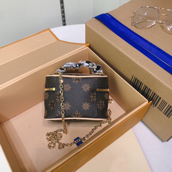 fashion crossbody bag women small size handbag square shape wallet mobile phone bag chain
fashion crossbody bag women small size handbag square shape wallet mobile phone bag chain