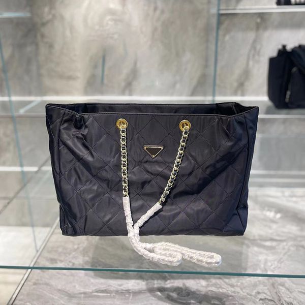 designer nylon bag ladies retro shoulder bag leisure chain bags high capacity diamond lattice
designer nylon bag ladies retro shoulder bag leisure chain bags high capacity diamond lattice