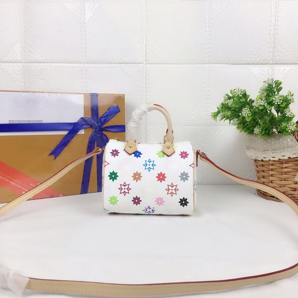 fashion women shoulder bag colorful white smaller size handbag classic large capacity wallet mobile phone bag
fashion women shoulder bag colorful white smaller size handbag classic large capacity wallet mobile phone bag