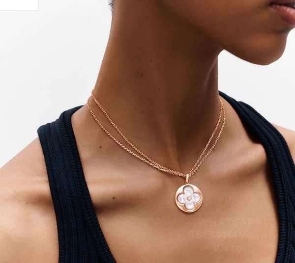 lw necklace for woman designer diamond crystal sterling silver gold plated 18k classic style official reproductions exquisite gift with box
lw necklace for woman designer diamond crystal sterling silver gold plated 18k classic style official reproductions exquisite gift with box